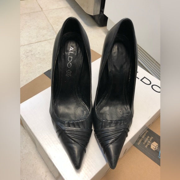 ALDO genuine leather size 37 women’s heels - Picture 4 of 8